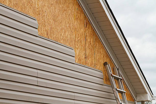 24/7 Emergency Siding Replacement experts in Williamsburg, OH